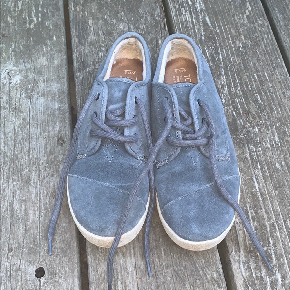Tom’s Faux Fur Lined Sneakers